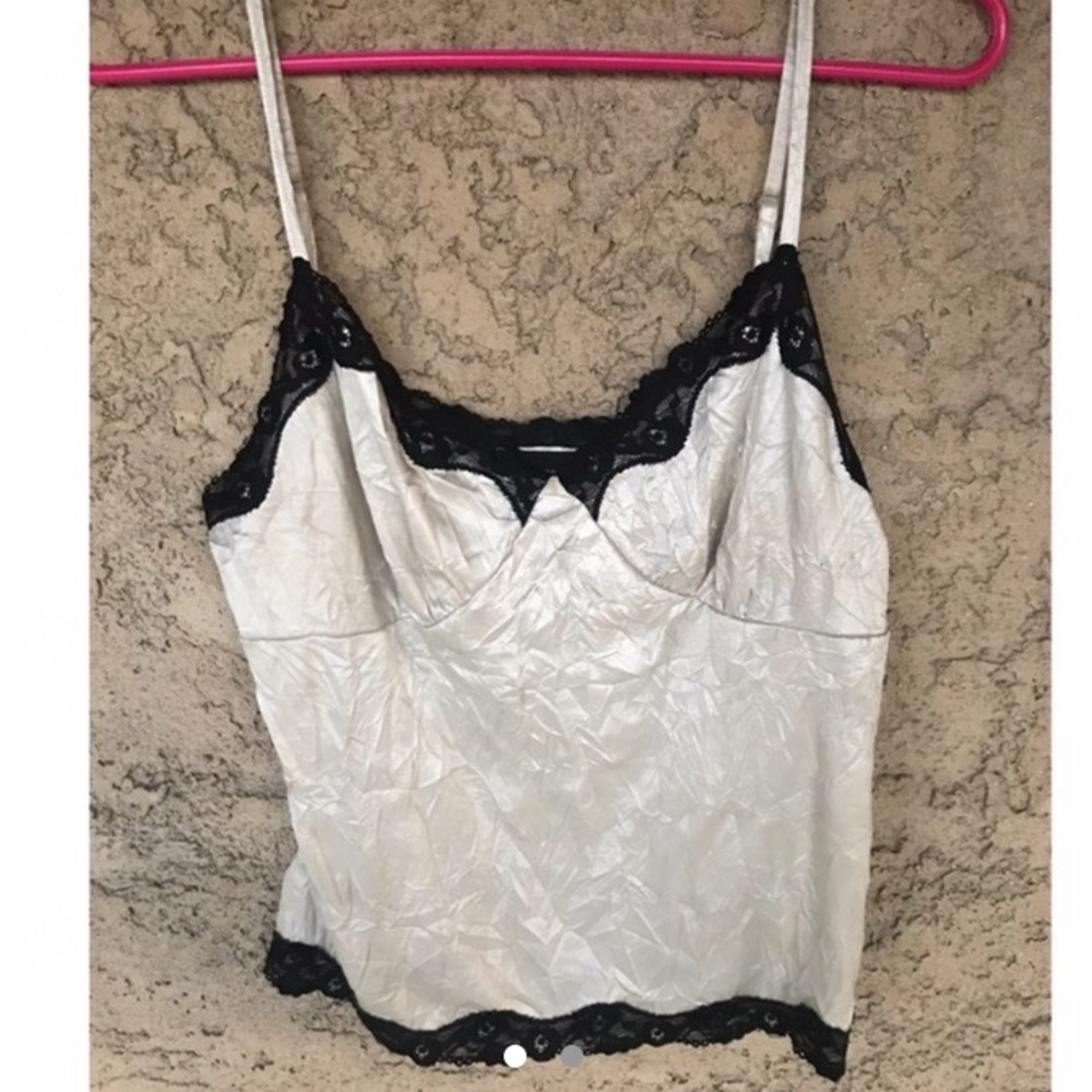 black/white lace embroidered soot tank top